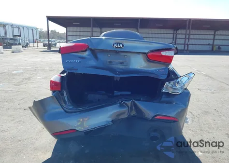 2014 Kia Forte Ex z USA, uszkodzony, nr VIN KNAFX4A8XE5169192